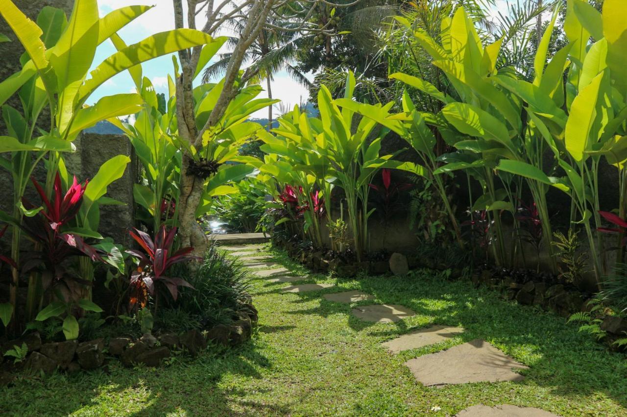The Sidemen Villa ภายนอก รูปภาพ